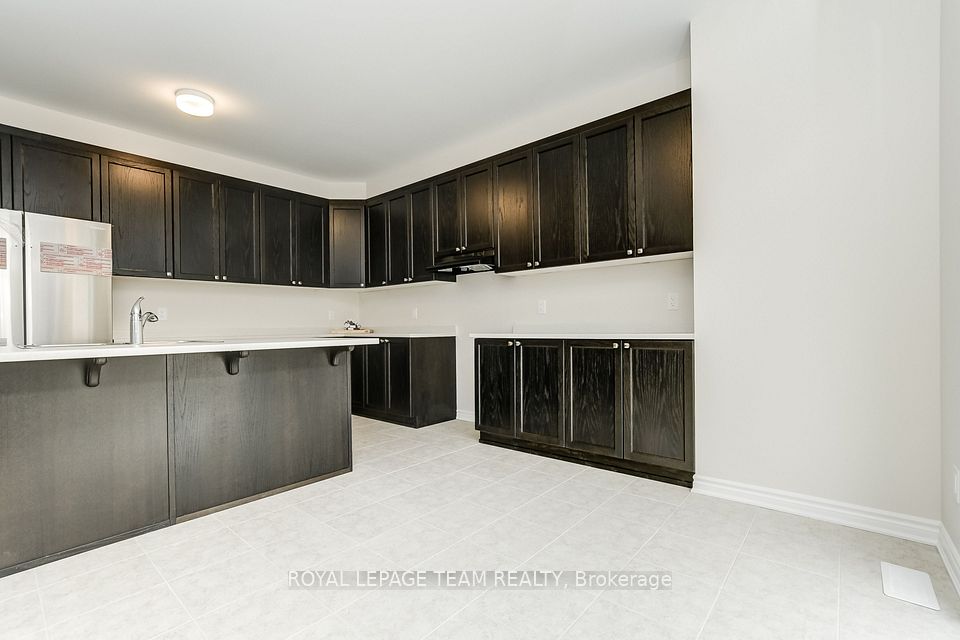 13 RACEMOSE Street, Barrhaven, ON K2J 6Z9 14