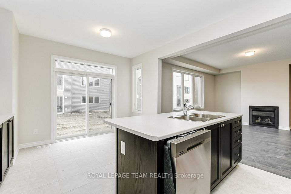 13 RACEMOSE Street, Barrhaven, ON K2J 6Z9 10