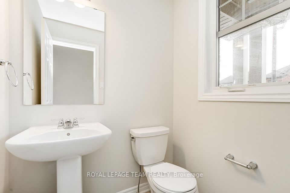 13 RACEMOSE Street, Barrhaven, ON K2J 6Z9 24