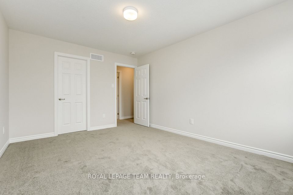 13 RACEMOSE Street, Barrhaven, ON K2J 6Z9 23