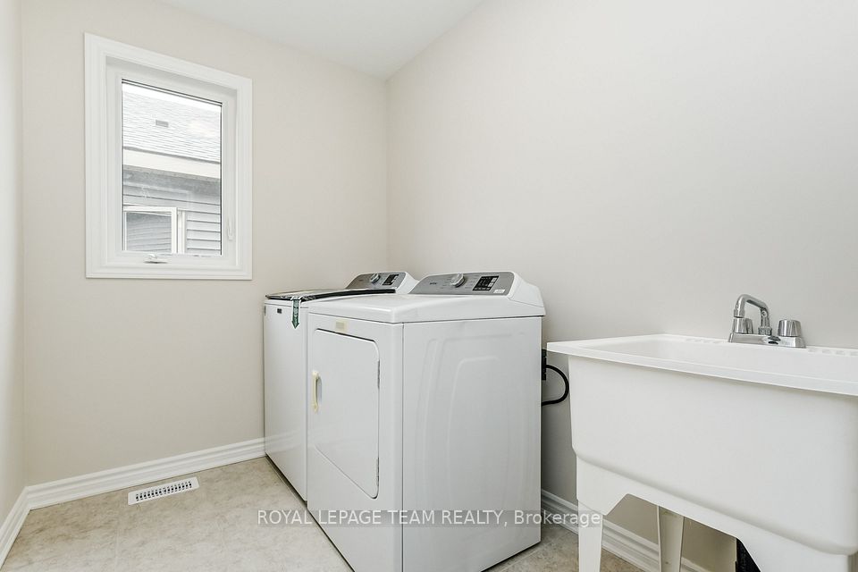 13 RACEMOSE Street, Barrhaven, ON K2J 6Z9 25