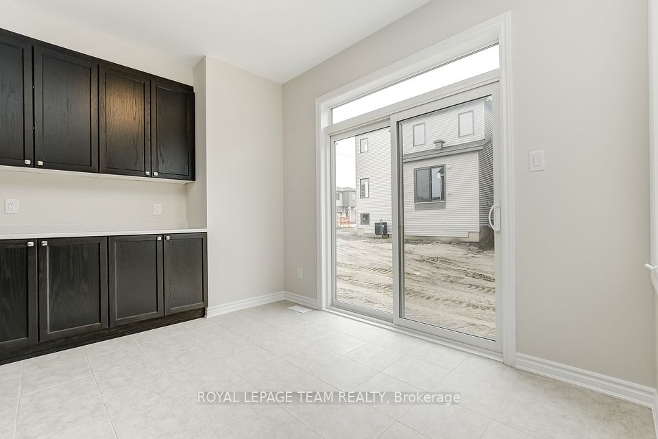 13 RACEMOSE Street, Barrhaven, ON K2J 6Z9 12