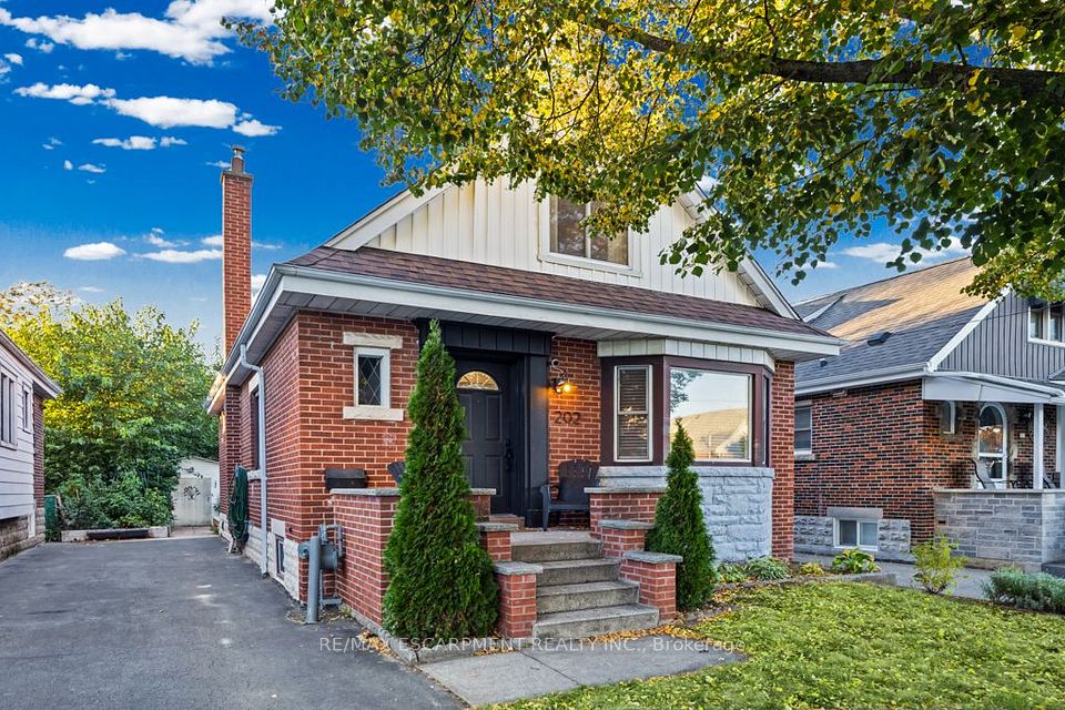 202 Huxley Avenue S, Hamilton, ON L8K 2R3 4