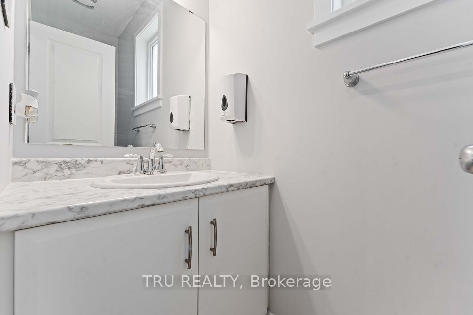 43 Aridus Crescent, Stittsville - Munster - Richmond, ON K2S 2L4 5