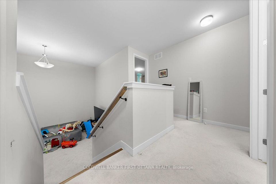 257 Appalachian Circle, Barrhaven, ON K2J 6X2 19