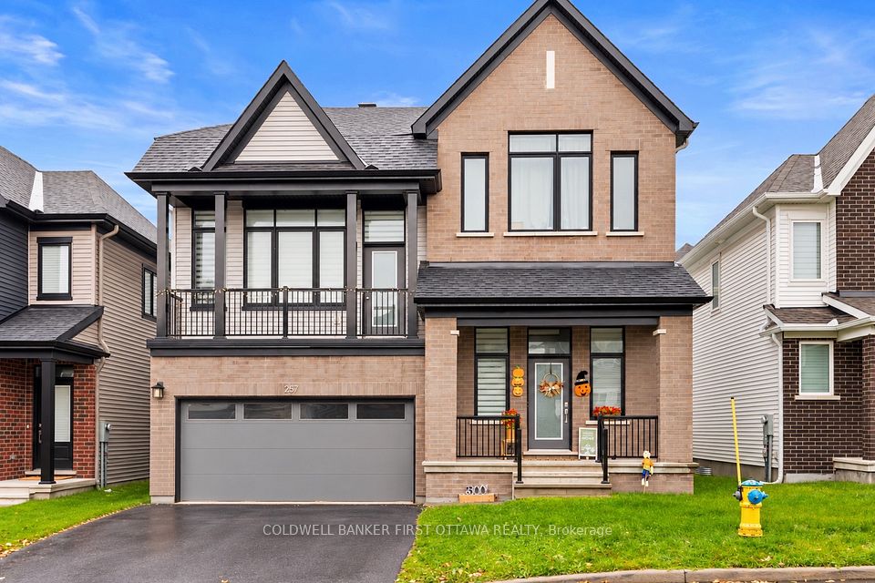 257 Appalachian Circle, Barrhaven, ON K2J 6X2 2