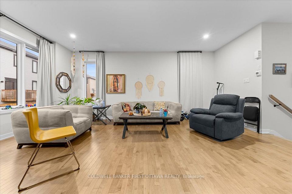 257 Appalachian Circle, Barrhaven, ON K2J 6X2 7
