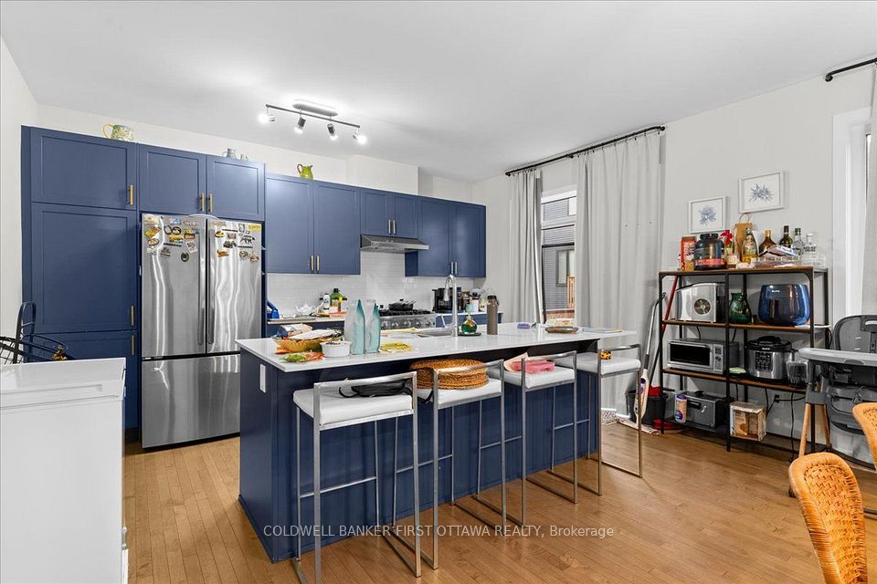 257 Appalachian Circle, Barrhaven, ON K2J 6X2 9