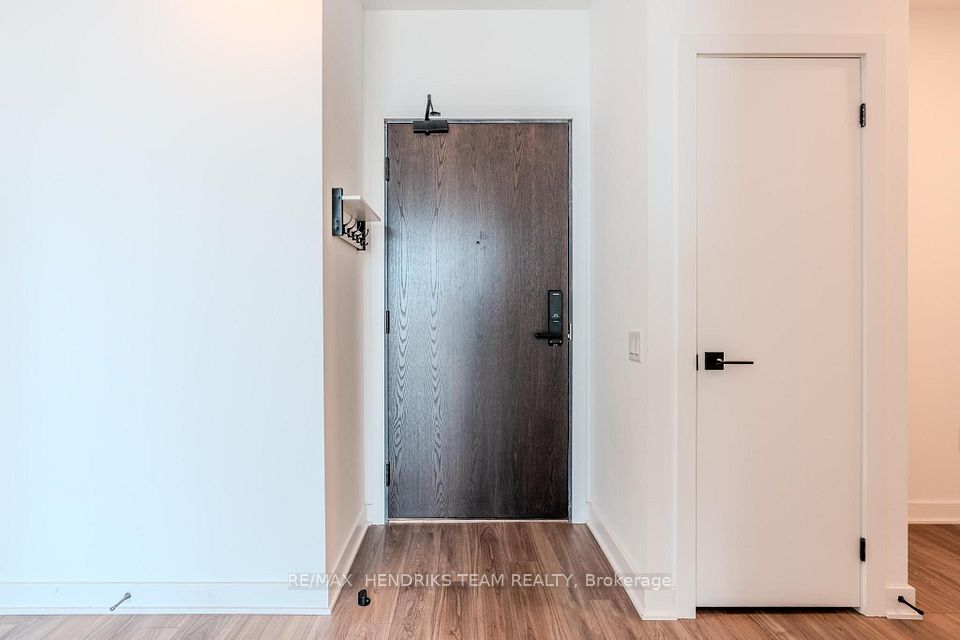 2782 Barton Street E 814, Hamilton, ON L8E 2J8 2