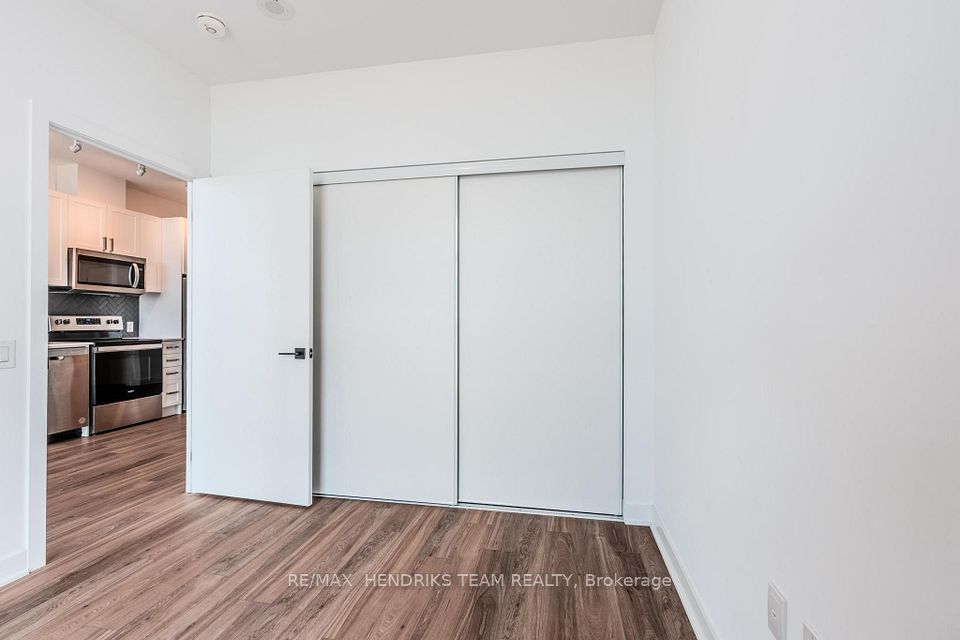 2782 Barton Street E 814, Hamilton, ON L8E 2J8 10