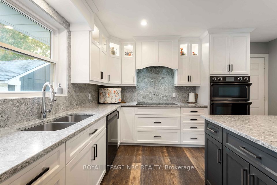 1523 Barron Road, Thorold, ON L0S 1A0 9