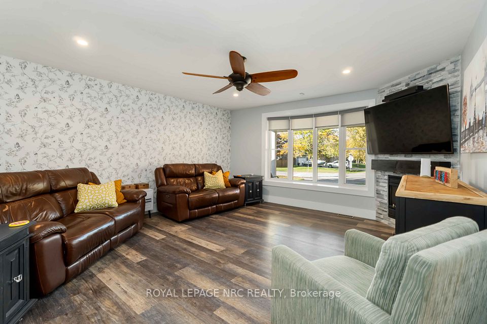 1523 Barron Road, Thorold, ON L0S 1A0 6