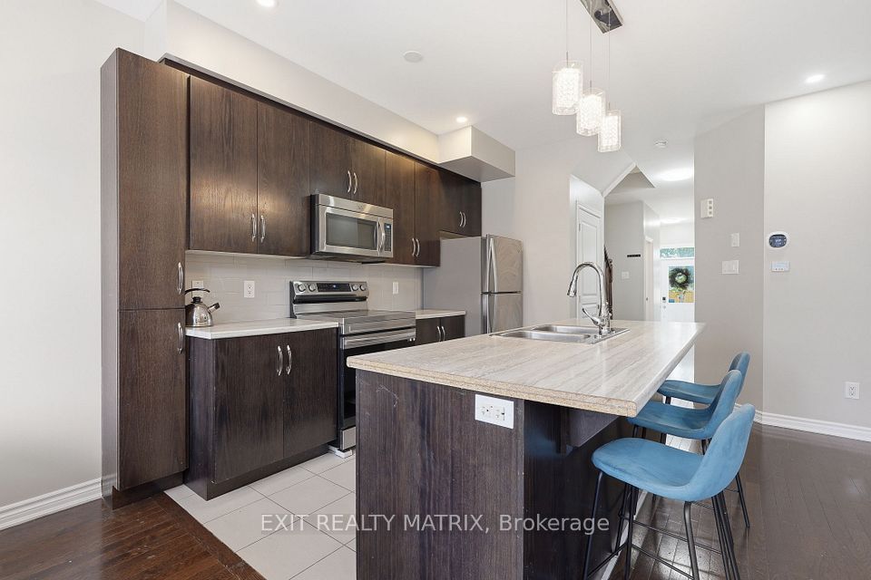 552 Via Mattino Way, Barrhaven, ON K2J 6B8 8