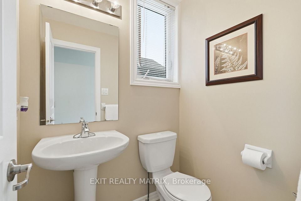552 Via Mattino Way, Barrhaven, ON K2J 6B8 4