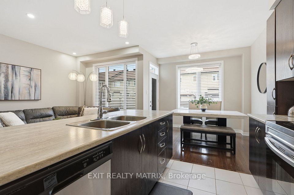 552 Via Mattino Way, Barrhaven, ON K2J 6B8 11