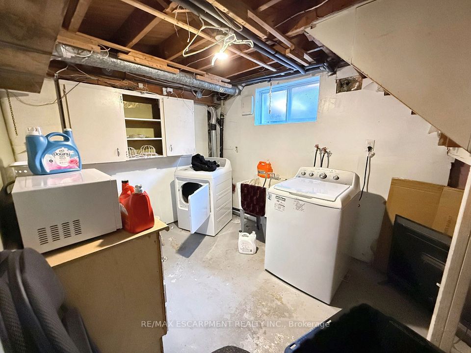 272 Upper Paradise Road, Hamilton, ON L9C 5C2 24