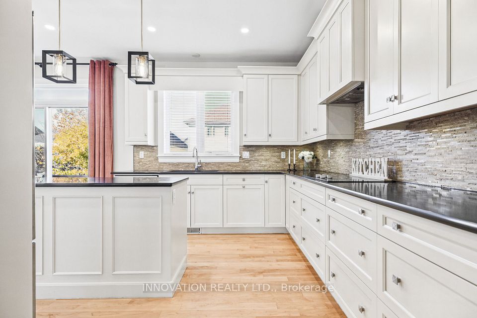 523 Adamson Crescent, Stittsville - Munster - Richmond, ON K2S 0S7 12