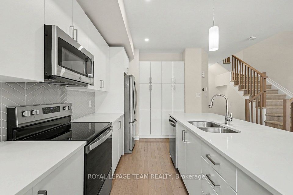 508 Enclave Lane, Clarence-Rockland, ON K4K 0M8 4
