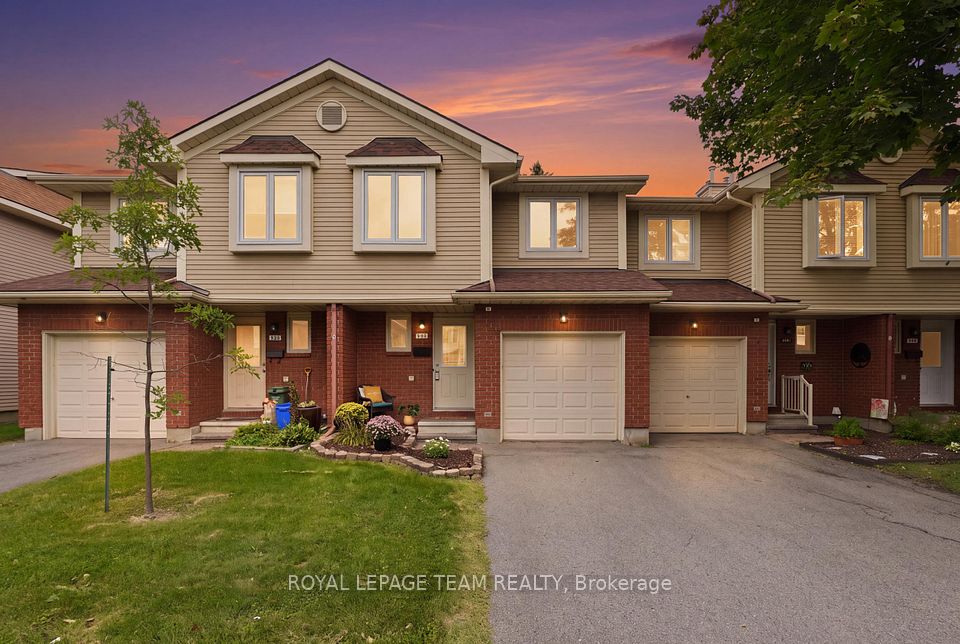 Condo Townhouse at 304 Valade Crescent, Orleans - Cumberland and Area, ON K4A 2X3