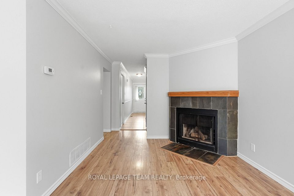304 Valade Crescent, Orleans - Cumberland and Area, ON K4A 2X3 12