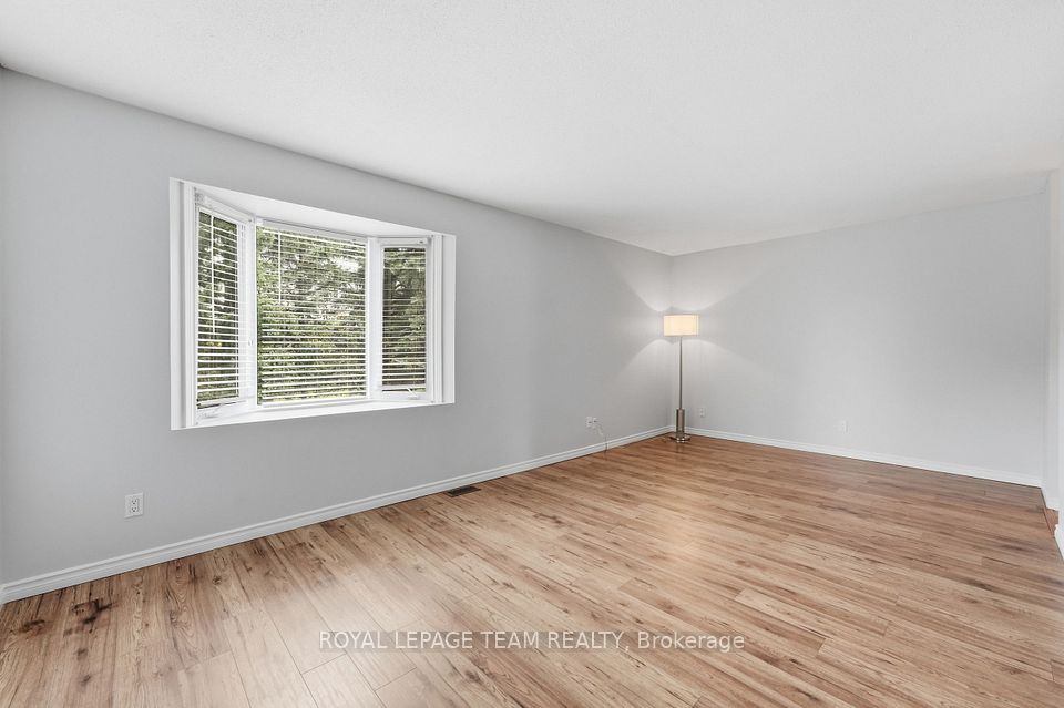 304 Valade Crescent, Orleans - Cumberland and Area, ON K4A 2X3 21