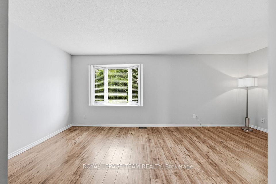 304 Valade Crescent, Orleans - Cumberland and Area, ON K4A 2X3 20