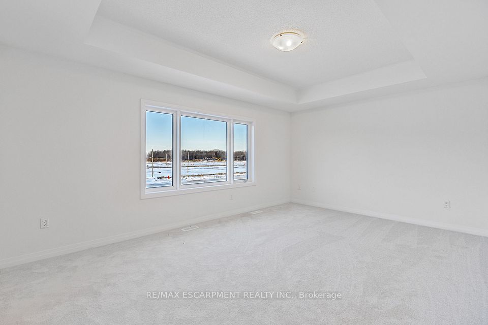 7 Blain Drive, Hamilton, ON L0R 1C0 23