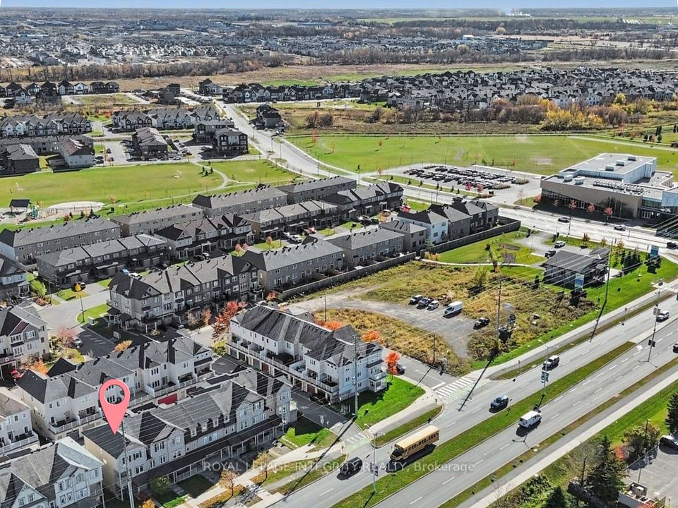 3895 Strandherd Drive, Barrhaven, ON K2J 0K1 23
