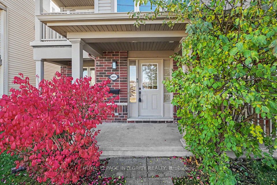 3895 Strandherd Drive, Barrhaven, ON K2J 0K1 2