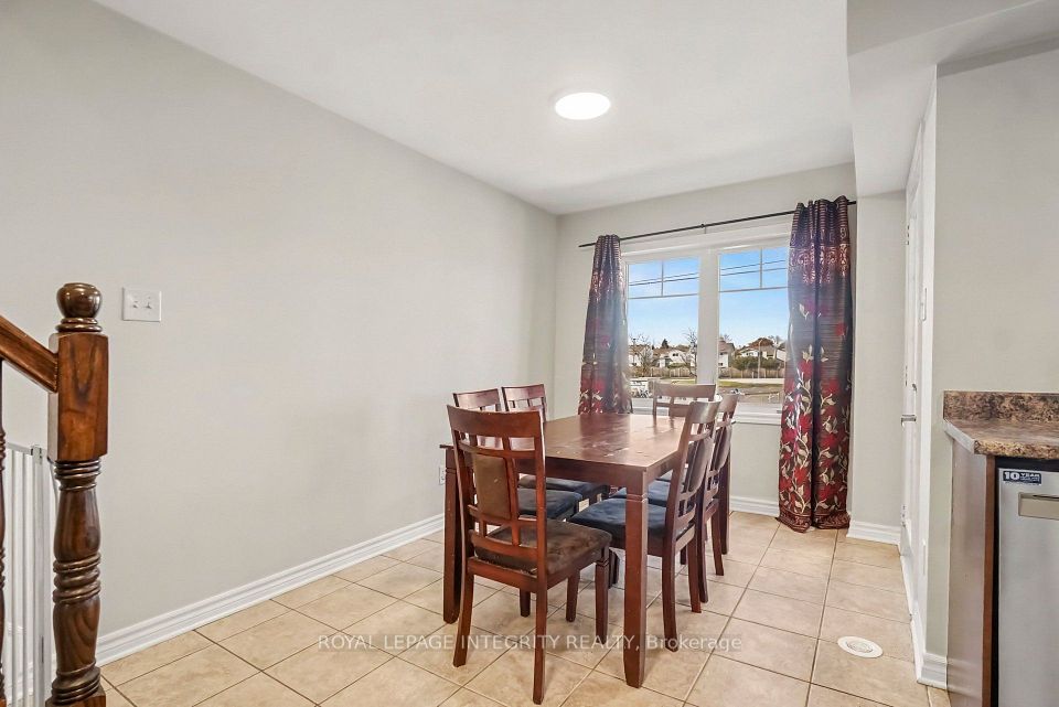 3895 Strandherd Drive, Barrhaven, ON K2J 0K1 8