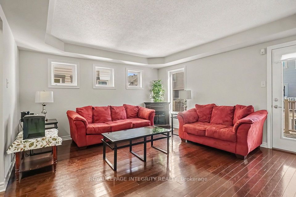 3895 Strandherd Drive, Barrhaven, ON K2J 0K1 3