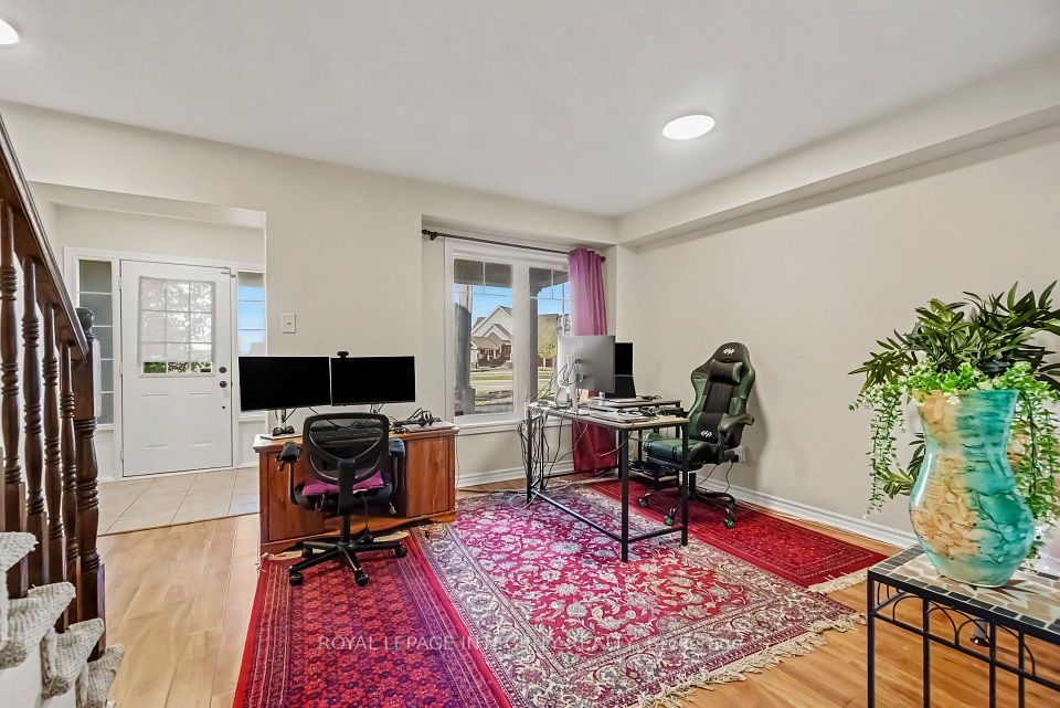 3895 Strandherd Drive, Barrhaven, ON K2J 0K1 10