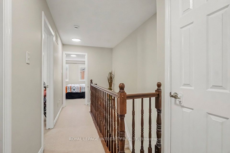 3895 Strandherd Drive, Barrhaven, ON K2J 0K1 18