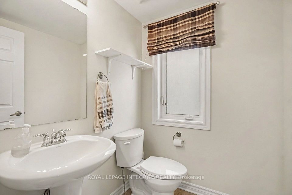 3895 Strandherd Drive, Barrhaven, ON K2J 0K1 9