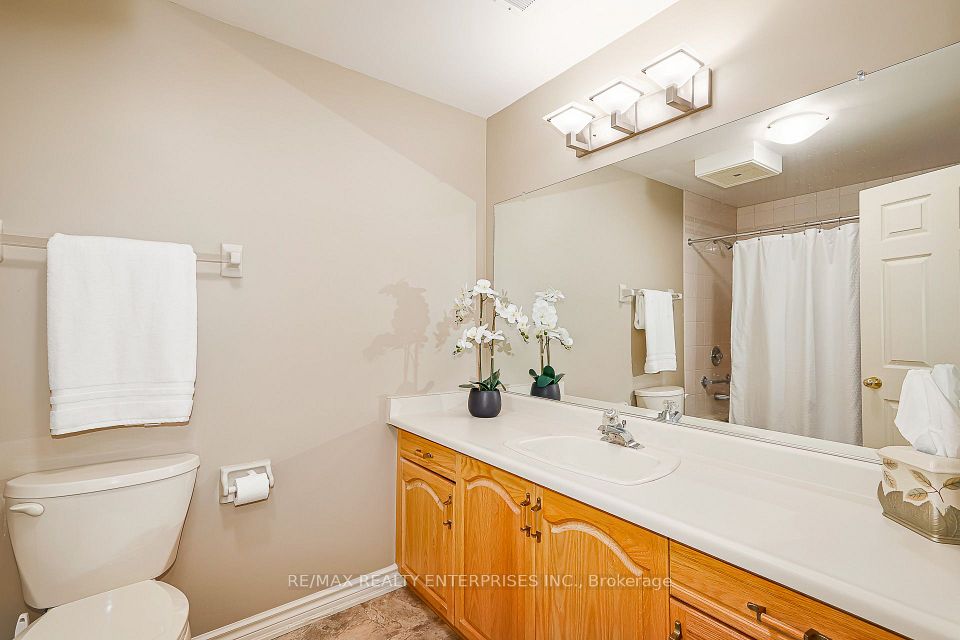 2555 3rd Avenue W 210, Owen Sound, ON N4K 6T8 22