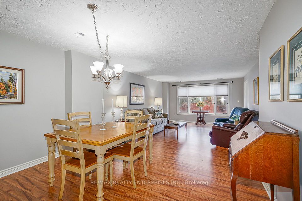 2555 3rd Avenue W 210, Owen Sound, ON N4K 6T8 12