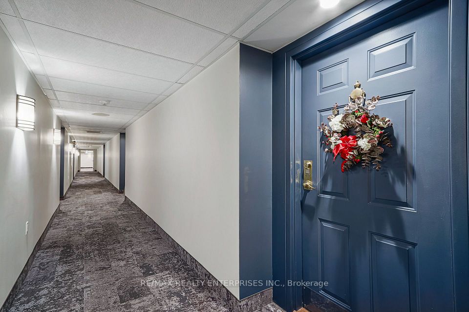2555 3rd Avenue W 210, Owen Sound, ON N4K 6T8 4