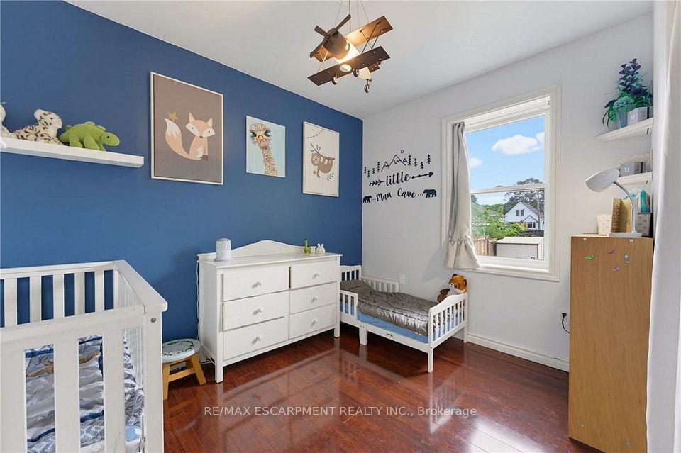 551 Upper Sherman Avenue, Hamilton, ON L8V 3L9 14