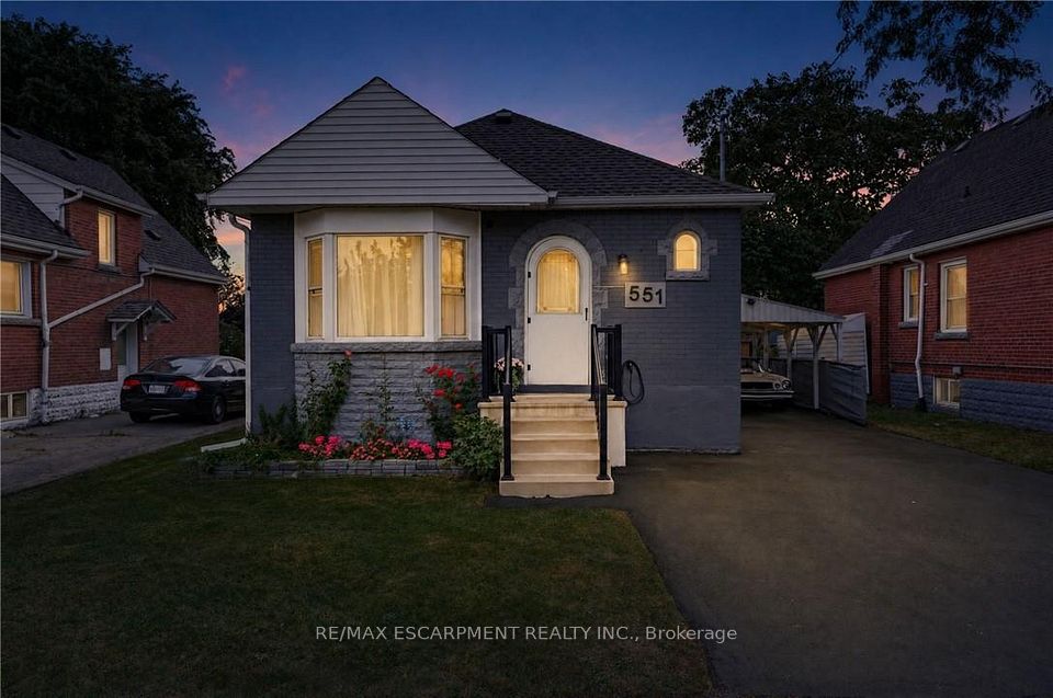 551 Upper Sherman Avenue, Hamilton, ON L8V 3L9 3