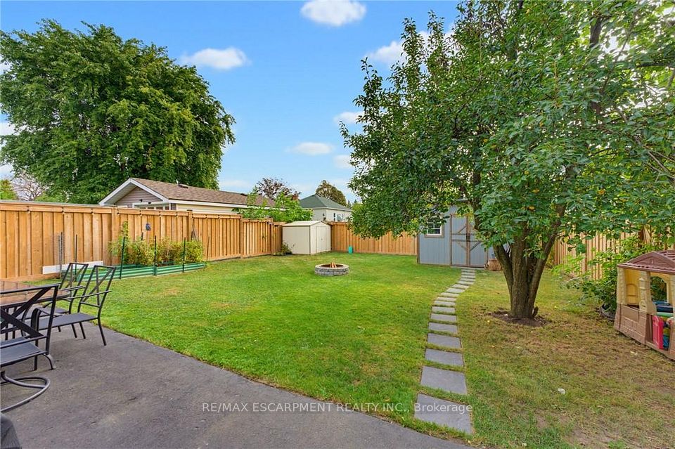 551 Upper Sherman Avenue, Hamilton, ON L8V 3L9 23