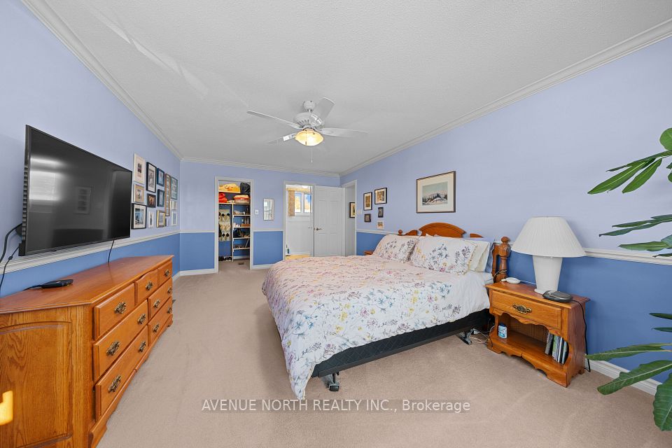 35 Wynford Avenue, South of Baseline to Knoxdale, ON K2G 3Z2 24