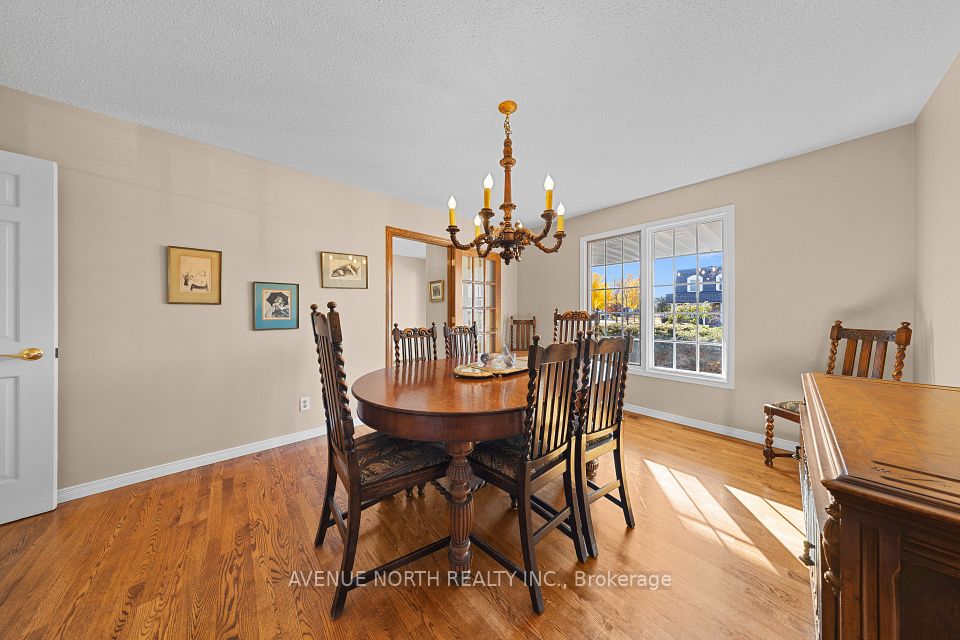 35 Wynford Avenue, South of Baseline to Knoxdale, ON K2G 3Z2 20