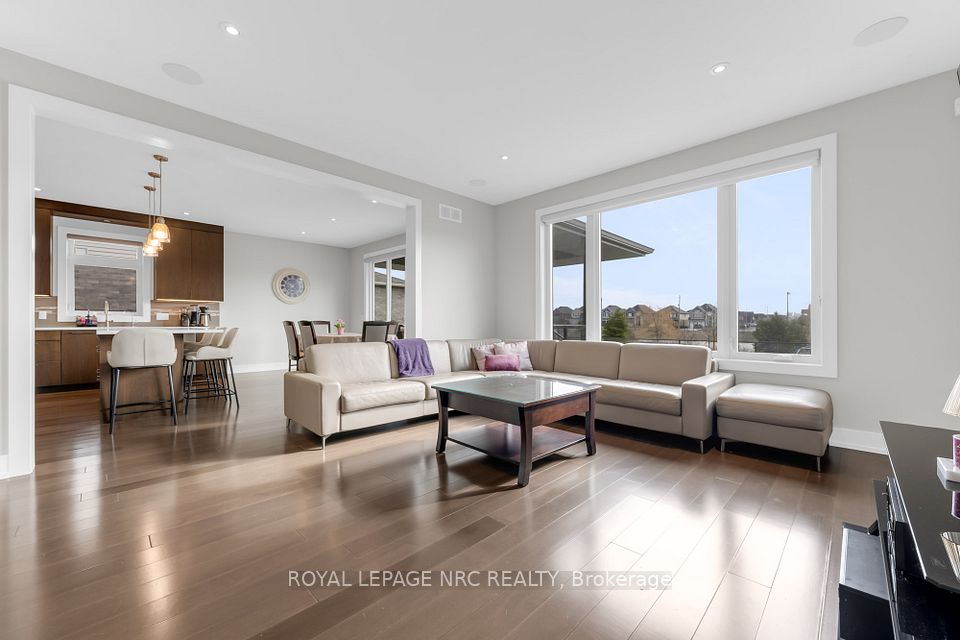 80 Days Avenue, Thorold, ON L2V 0E6 18