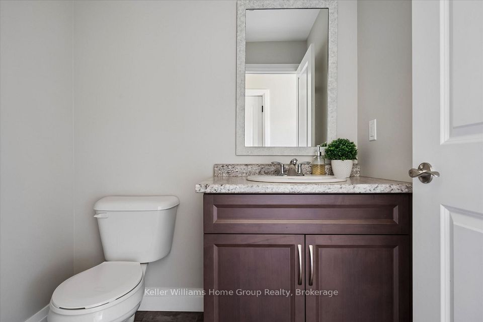63 York Street E, Centre Wellington, ON N0B 1S0 21