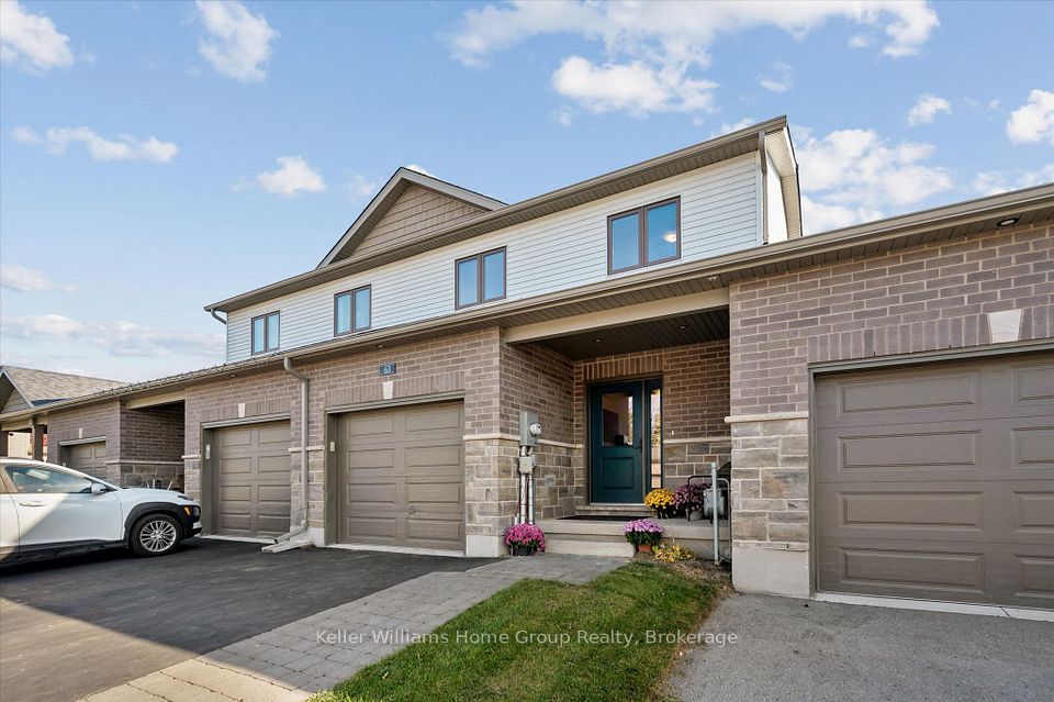 63 York Street E, Centre Wellington, ON N0B 1S0 2