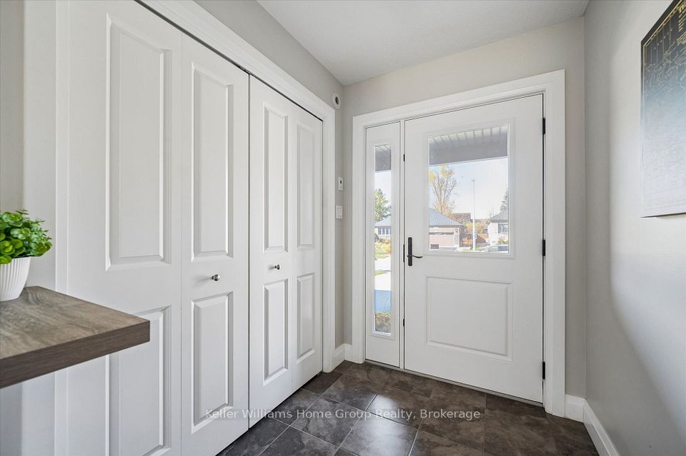 63 York Street E, Centre Wellington, ON N0B 1S0 3