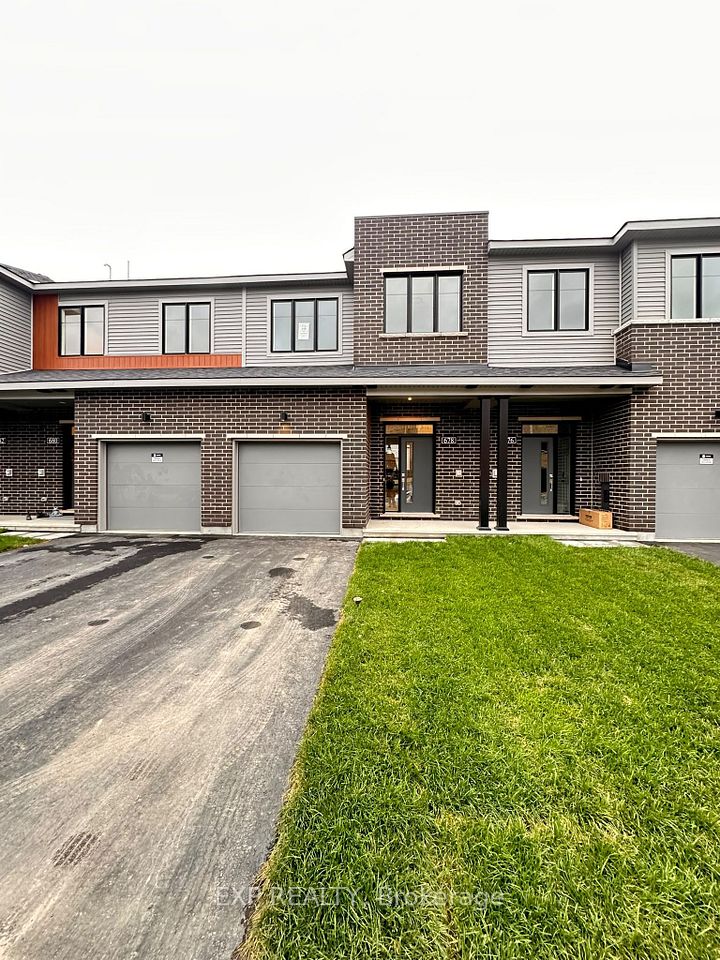 Att/Row/Townhouse at 678 Moonglade Crescent, Barrhaven, ON K2J 6K3