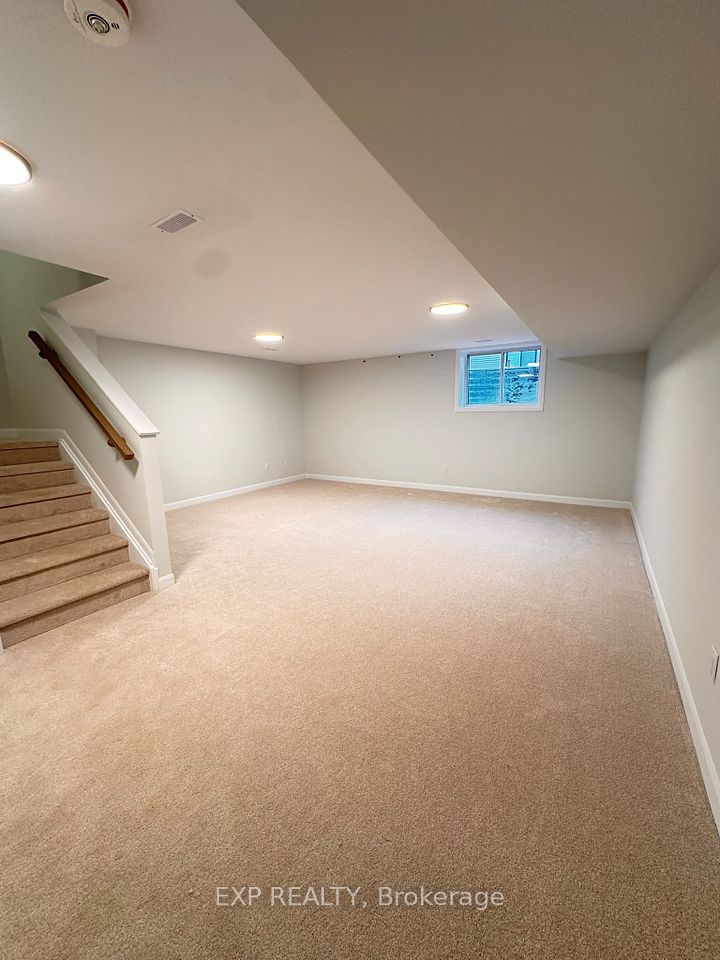 678 Moonglade Crescent, Barrhaven, ON K2J 6K3 11