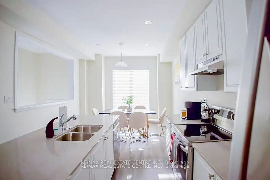 185 Bedrock Drive 66, Hamilton, ON L8J 0M5 3
