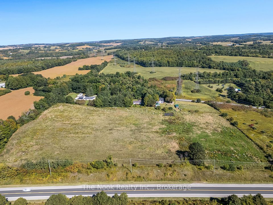 4200 Rice Lake Drive S, Hamilton Township, ON L1A 3V6 5